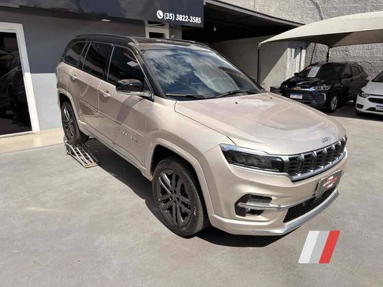 JEEP COMMANDER 2.0 HURRICANE 4 TURBO GASOLINA OVERLAND AT9